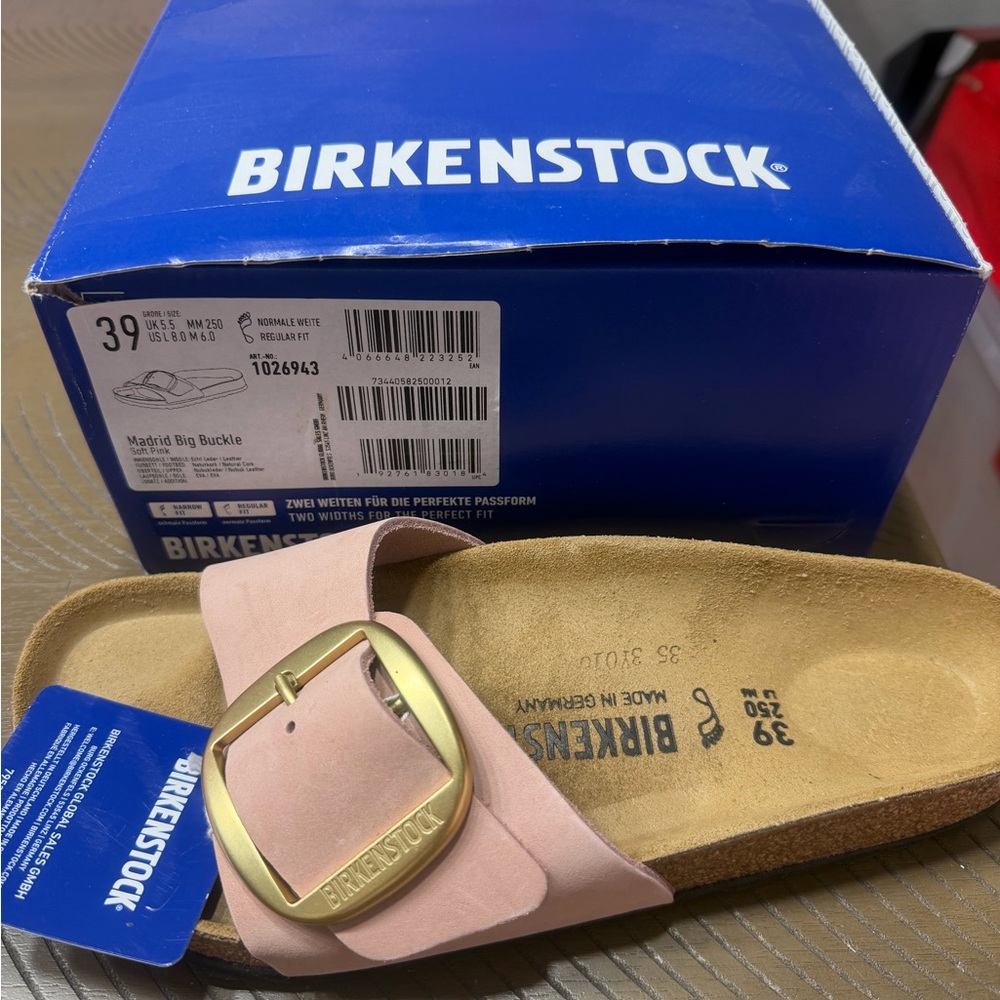 Birkenstock Blush Sandals with Gold Buckle - Picture 3 of 7